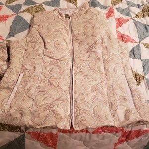 White House Black Market puffy vest Gorgeous! L